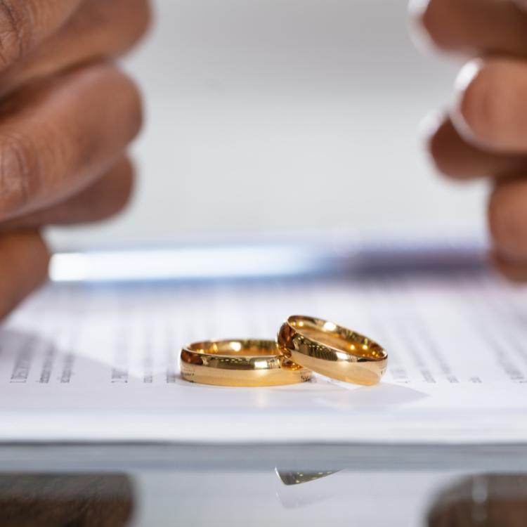 Mediation vs. Litigation in Divorce: Understanding the Differences